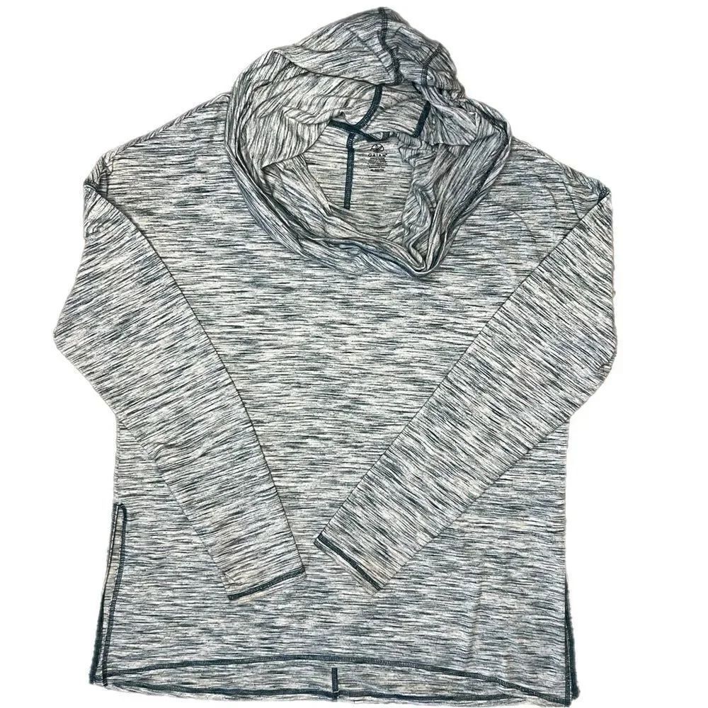 Gaiam Yoga Long Sleeve Top with Cowl Neck. Turquoise Color. Size XL. Great Cond!